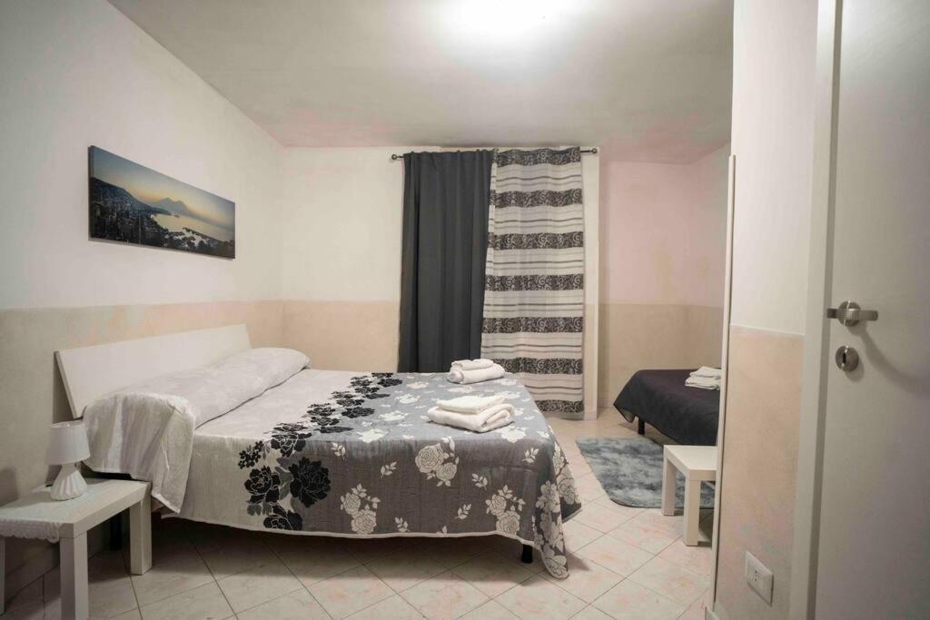 Casa Elena - Casa Vacanze Napoli Centro Villa Exterior photo